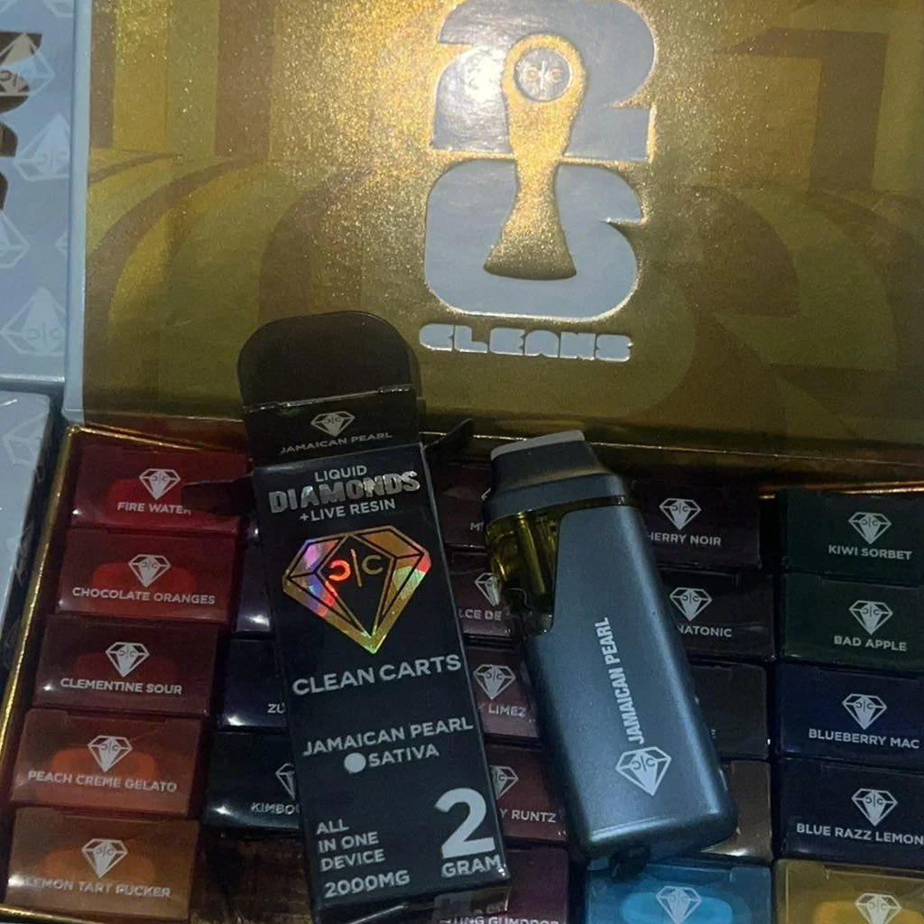 2G Clean Disposables are high-capacity disposable vape devices featuring a convenient 2-gram format.